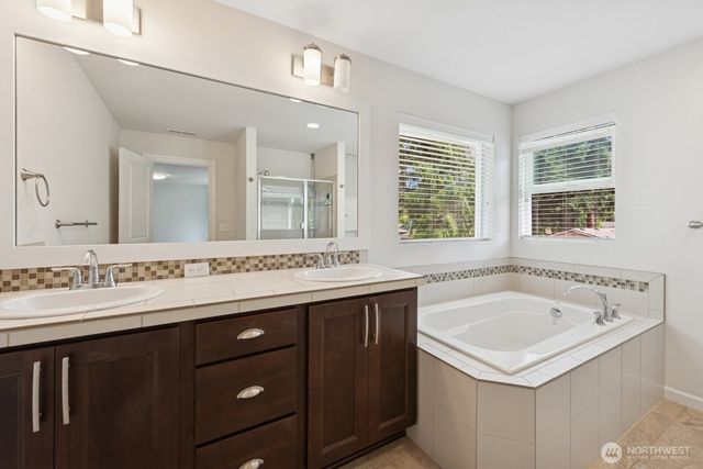 3632 198th Place SE, Bothell, WA 98012