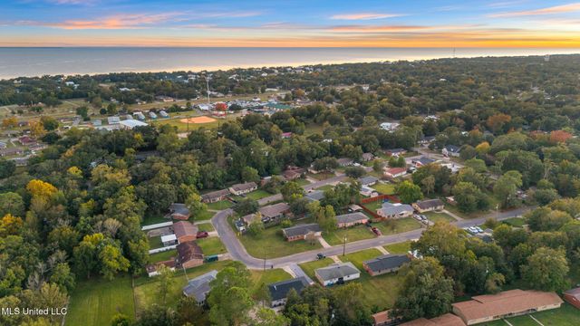 122 Gandy Circle, Long Beach, MS 39560