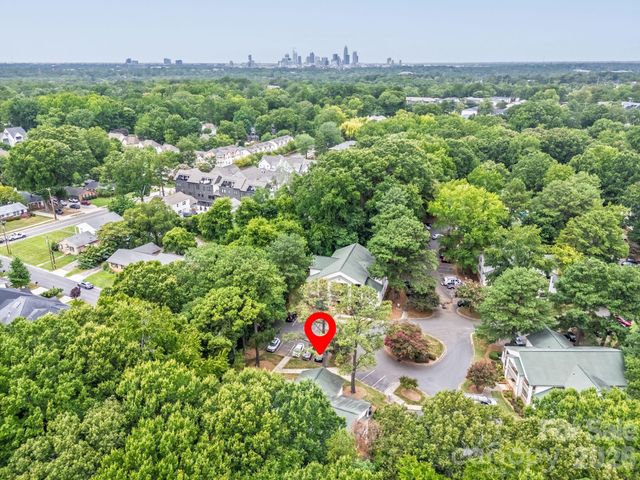 1051 Churchill Downs Court E, Charlotte, NC 28211