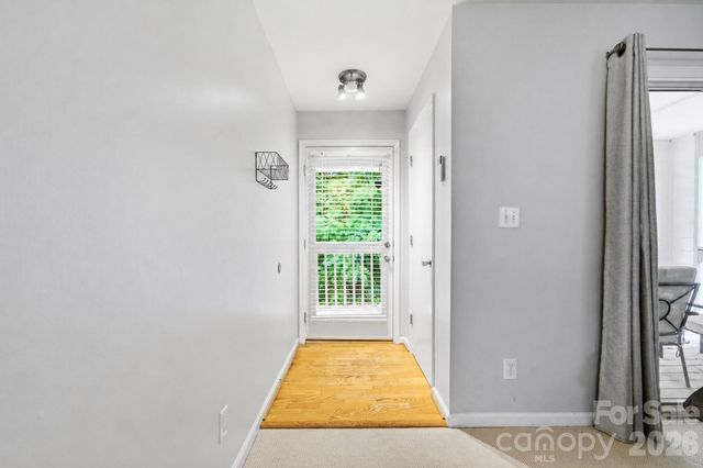 1051 Churchill Downs Court E, Charlotte, NC 28211