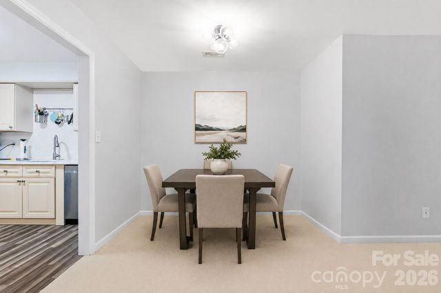 1051 Churchill Downs Court E, Charlotte, NC 28211