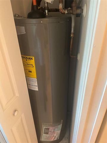 2770 NE 15th 201, Fort Lauderdale, FL 33304