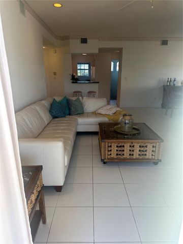 2770 NE 15th 201, Fort Lauderdale, FL 33304