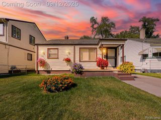 19307 Fenmore Street, Detroit, MI 48235