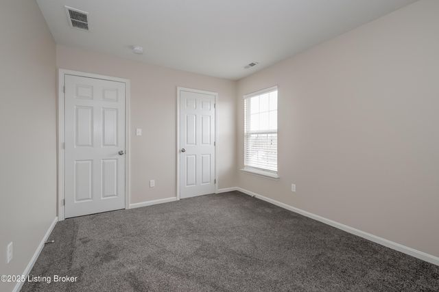 9707 Evanwood Ct, Louisville, KY 40228