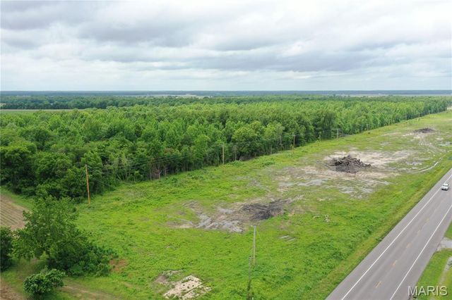 67 County Road 352, Neelyville, MO 63954