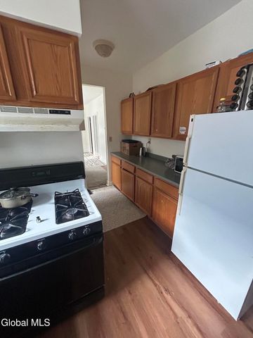 443 Myrtle Avenue, Albany, NY 12208