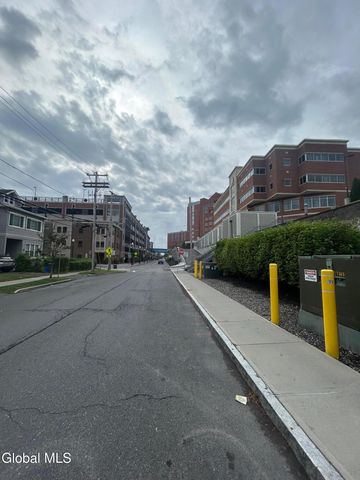 443 Myrtle Avenue, Albany, NY 12208