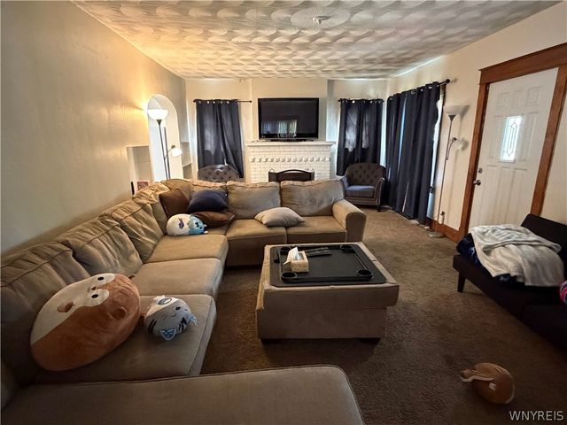 1316 Garrett Avenue, Niagara Falls, NY 14305