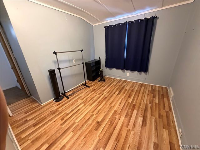 1316 Garrett Avenue, Niagara Falls, NY 14305