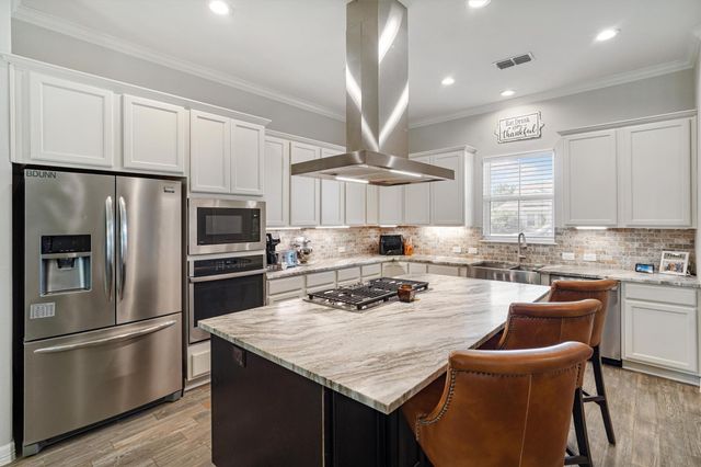 12118 Enclave Court, Santa Fe, TX 77510