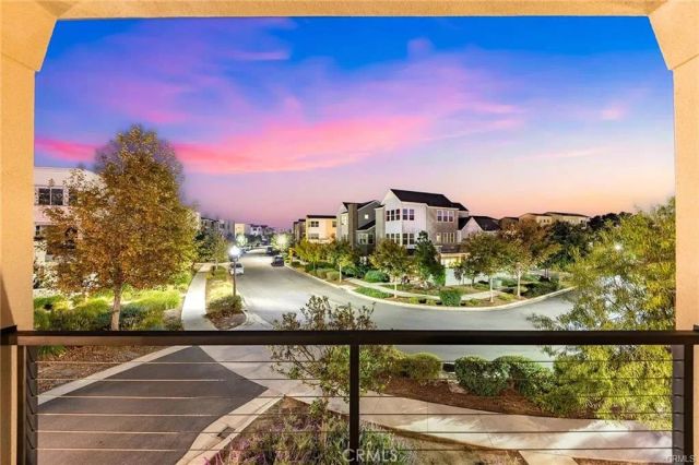 115 Frame, Irvine, CA 92618