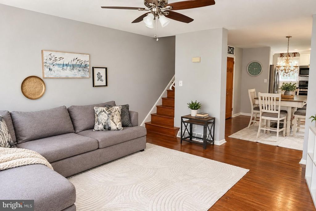 609 ACORN ST, PHILADELPHIA, PA 19128 — photo 3