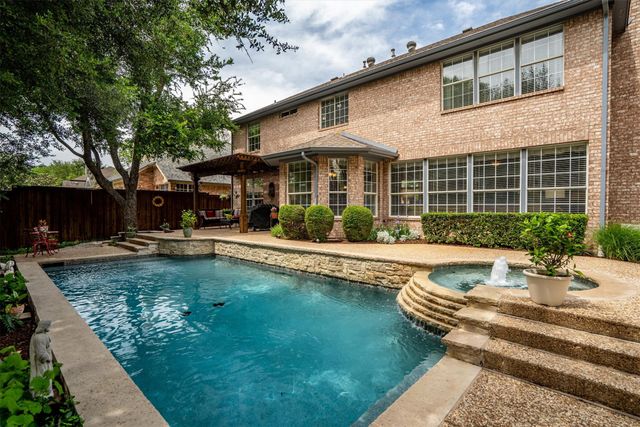 2233 Beechwood Lane, Flower Mound, TX 75028