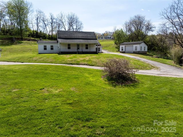 20 & 28 Toby Drive, Asheville, NC 28806