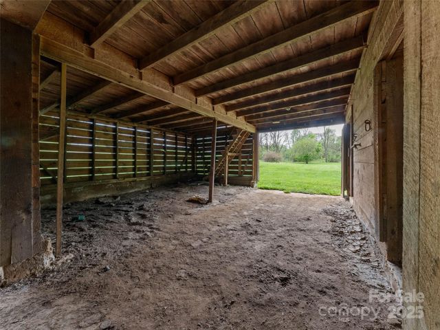 20 & 28 Toby Drive, Asheville, NC 28806