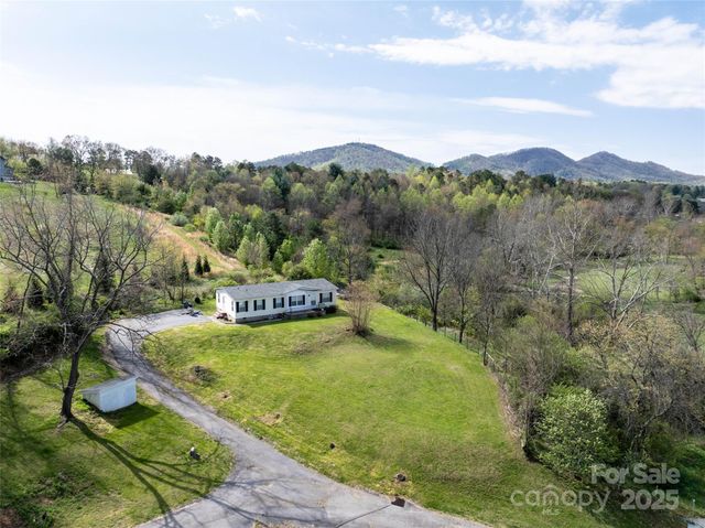20 & 28 Toby Drive, Asheville, NC 28806