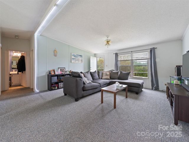 20 & 28 Toby Drive, Asheville, NC 28806