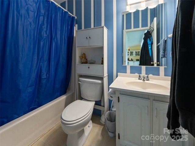 20 & 28 Toby Drive, Asheville, NC 28806