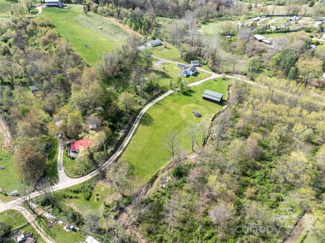 20 & 28 Toby Drive, Asheville, NC 28806