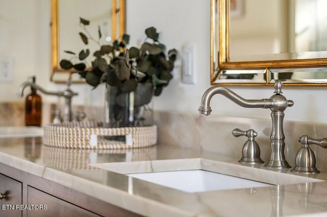 2311 Boyd Farris Rd, Cookeville, TN 38506