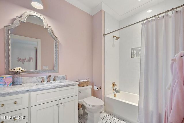 2311 Boyd Farris Rd, Cookeville, TN 38506