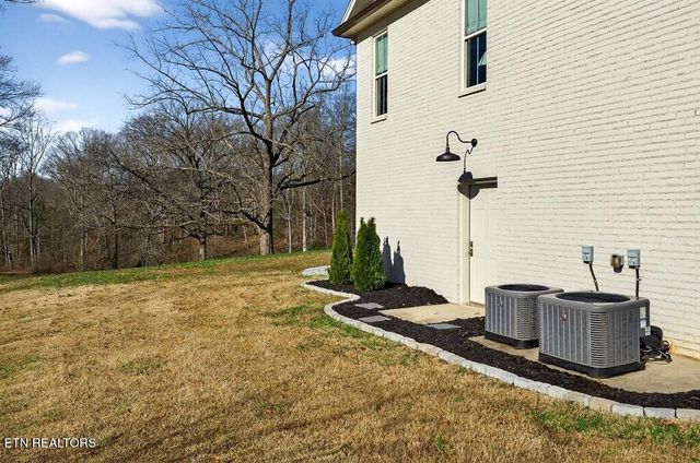 2311 Boyd Farris Rd, Cookeville, TN 38506