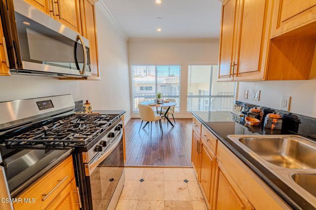1021 5th Street 206, Santa Monica, CA 90403