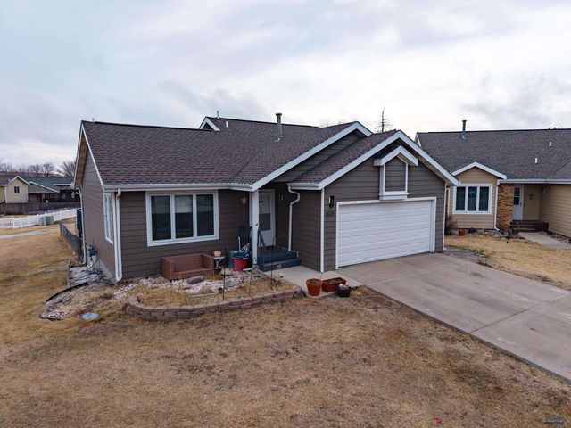 4226 RANGE VIEW CT, Rapid City, SD 57701