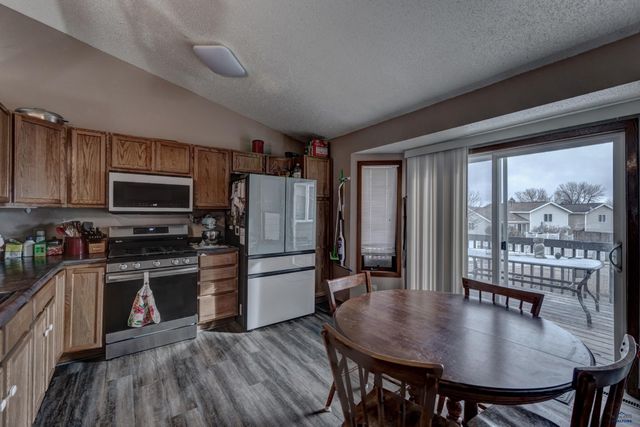 4226 RANGE VIEW CT, Rapid City, SD 57701