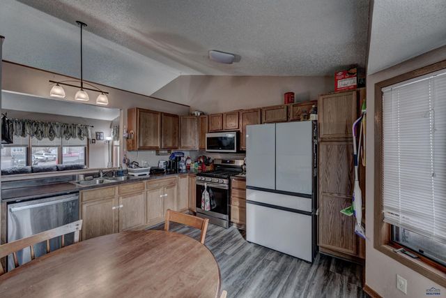 4226 RANGE VIEW CT, Rapid City, SD 57701