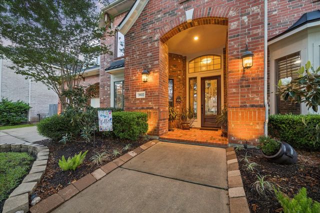 3902 Trailstone Lane, Katy, TX 77494