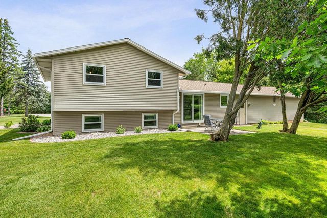 2861 SUNNY VALE COURT, Green Bay, WI 54313