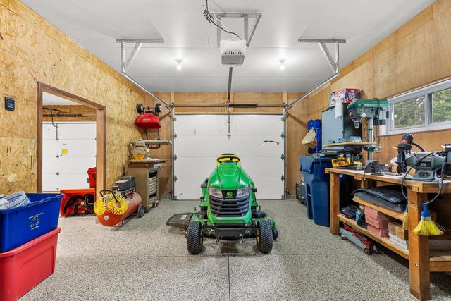 2861 SUNNY VALE COURT, Green Bay, WI 54313