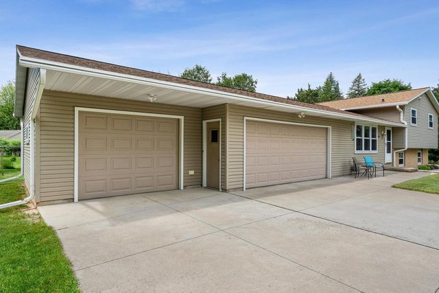 2861 SUNNY VALE COURT, Green Bay, WI 54313