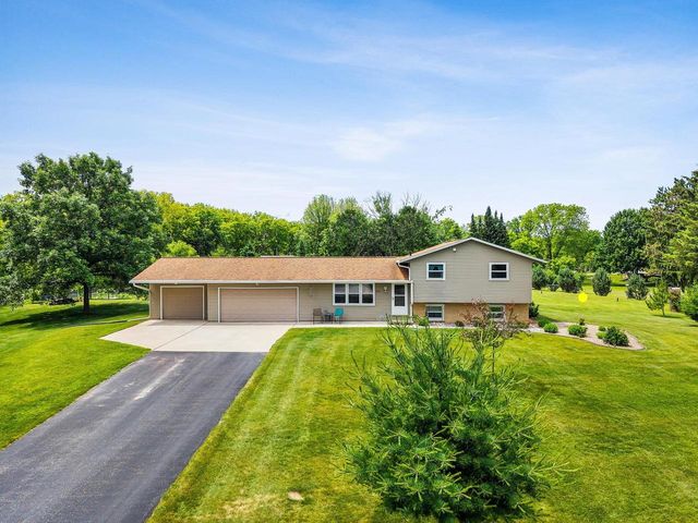 2861 SUNNY VALE COURT, Green Bay, WI 54313
