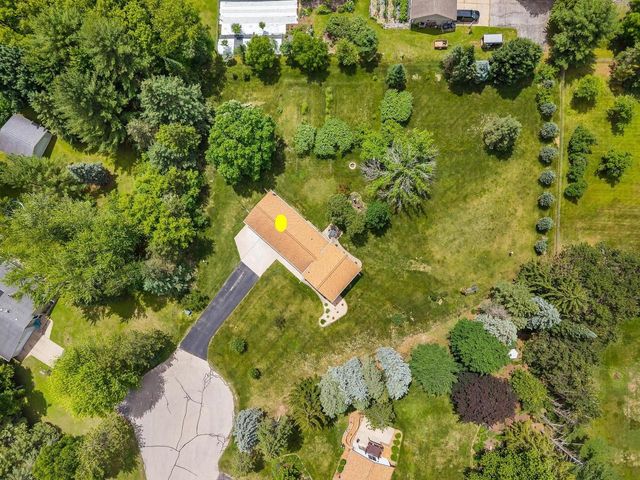 2861 SUNNY VALE COURT, Green Bay, WI 54313