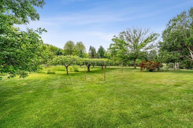 2861 SUNNY VALE COURT, Green Bay, WI 54313