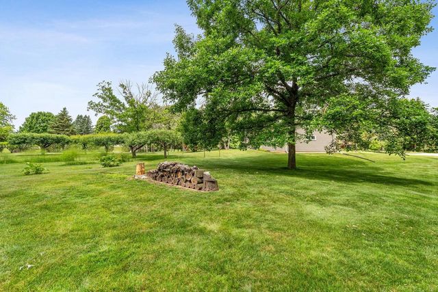 2861 SUNNY VALE COURT, Green Bay, WI 54313