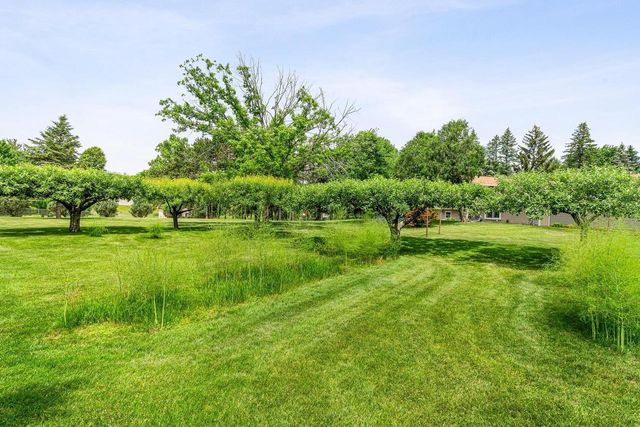 2861 SUNNY VALE COURT, Green Bay, WI 54313