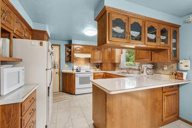 2861 SUNNY VALE COURT, Green Bay, WI 54313