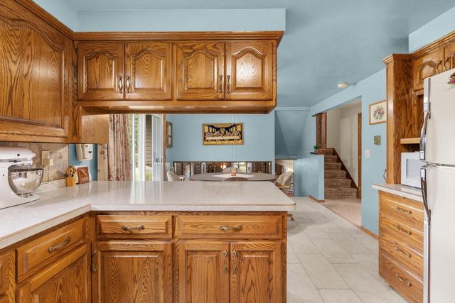 2861 SUNNY VALE COURT, Green Bay, WI 54313