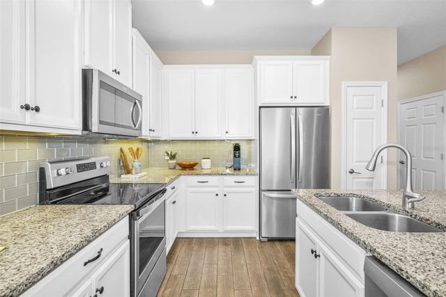 1220 SUNSET LANE, Dunedin, FL 34698