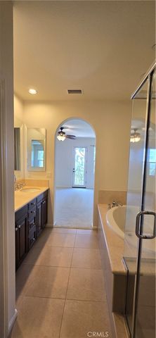 827 Terrace E 6, Diamond Bar, CA 91765