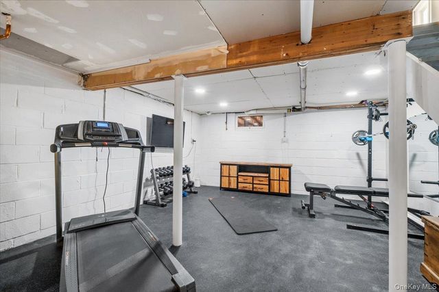 67 Thoreau Court, Yorktown Heights, NY 10598