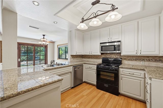 2827 Perfect, Lancaster, CA 93536