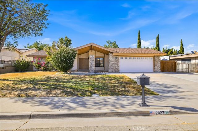 2827 Perfect, Lancaster, CA 93536
