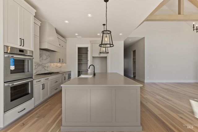 958 E Crescendo St, Meridian, ID 83642