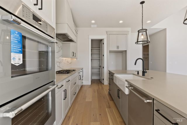 958 E Crescendo St, Meridian, ID 83642