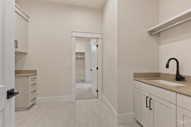 958 E Crescendo St, Meridian, ID 83642